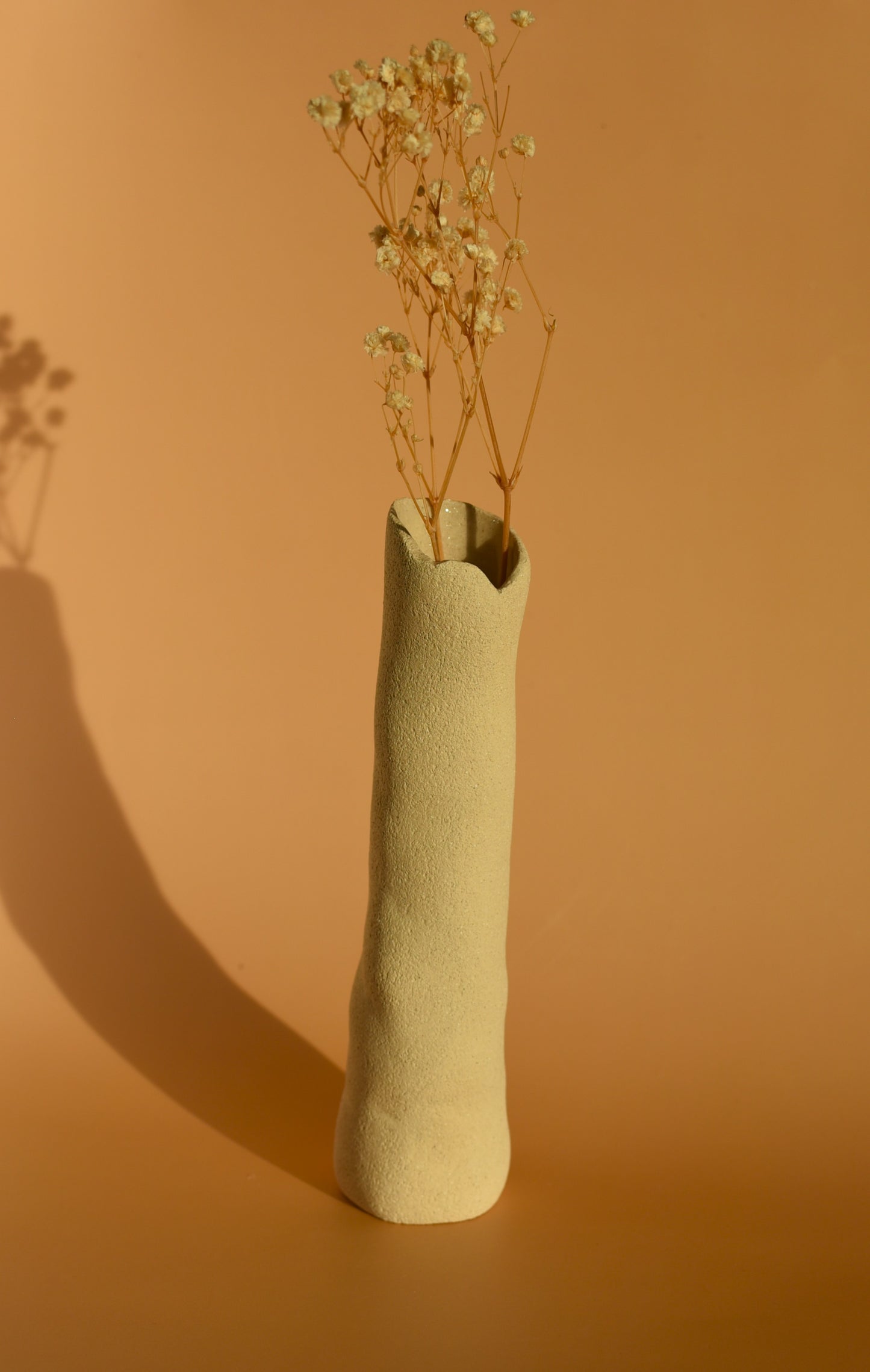 Vase en grés beige