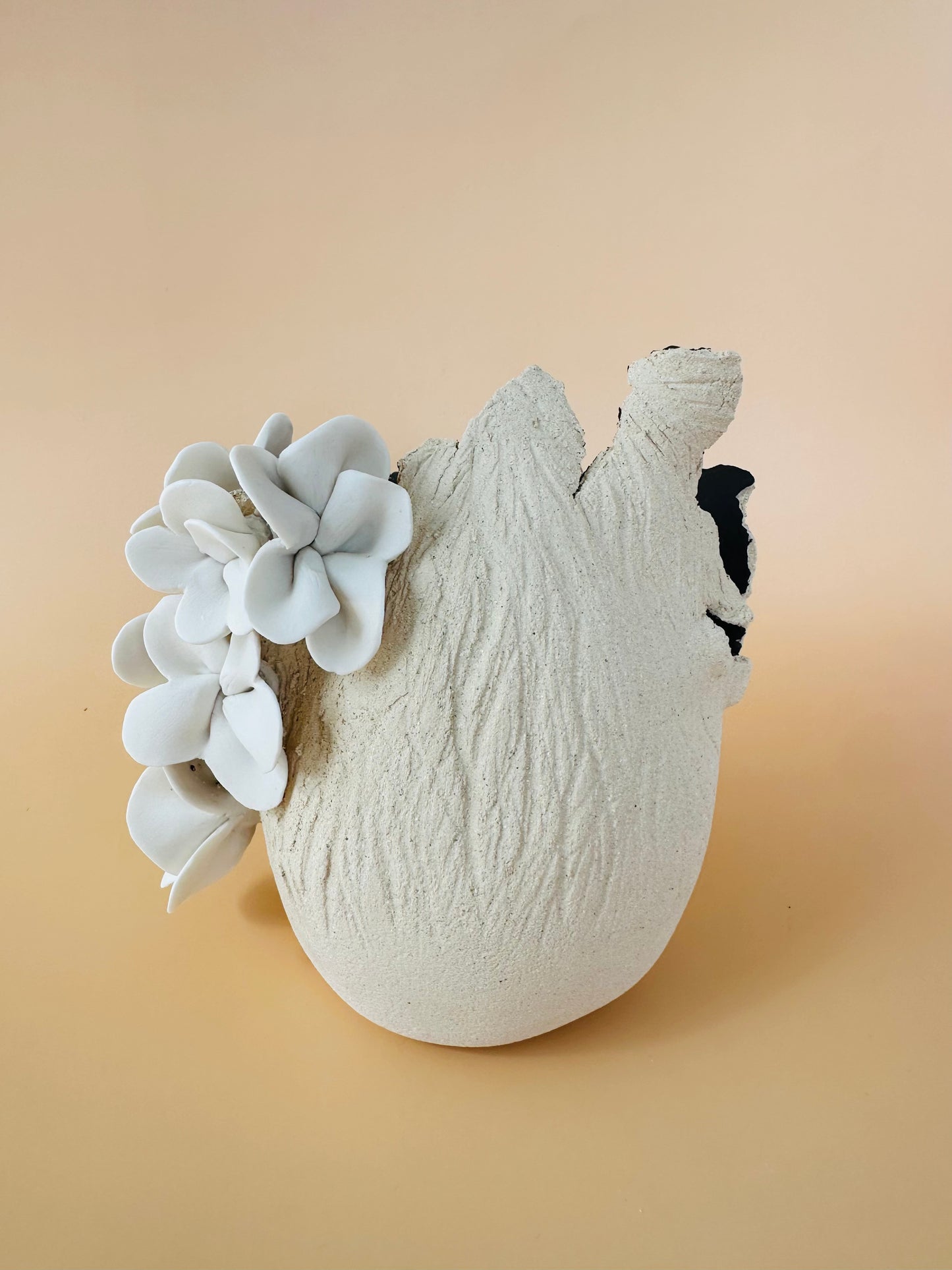 Sculpture en grés et porcelaine
