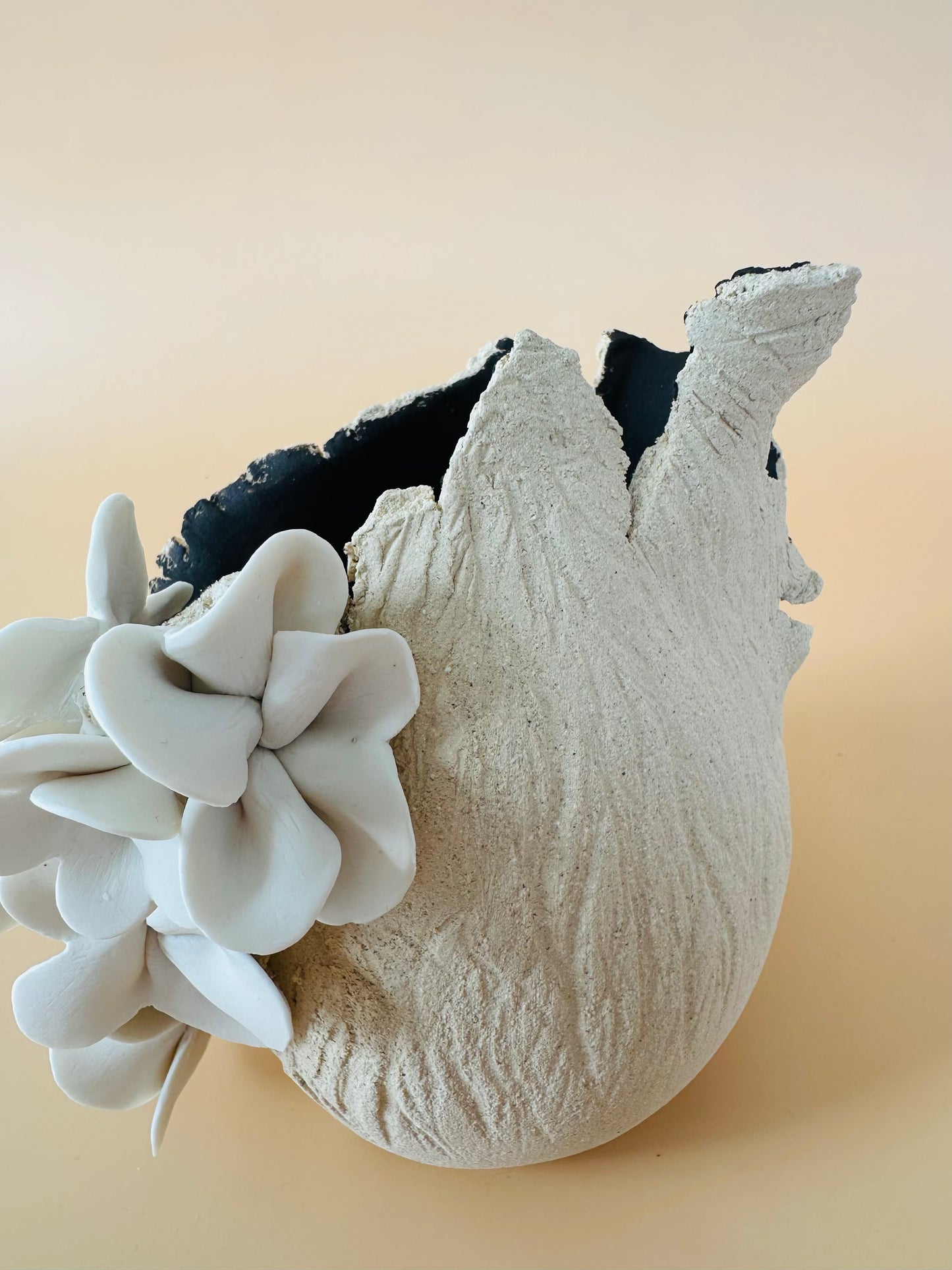 Sculpture en grés et porcelaine