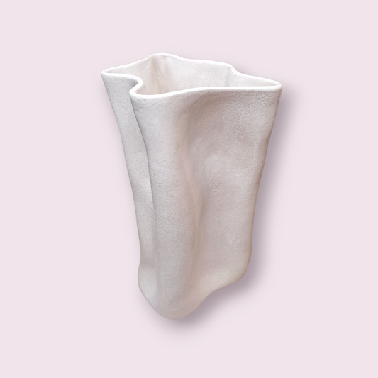 Vase en grès blanc